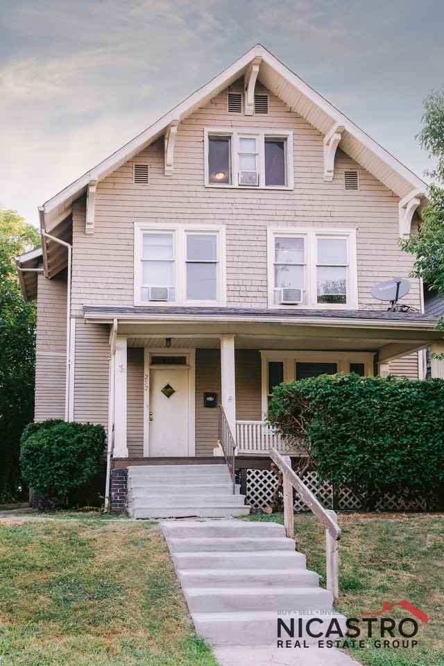 252 E Lane Ave - Photo 7 of 40