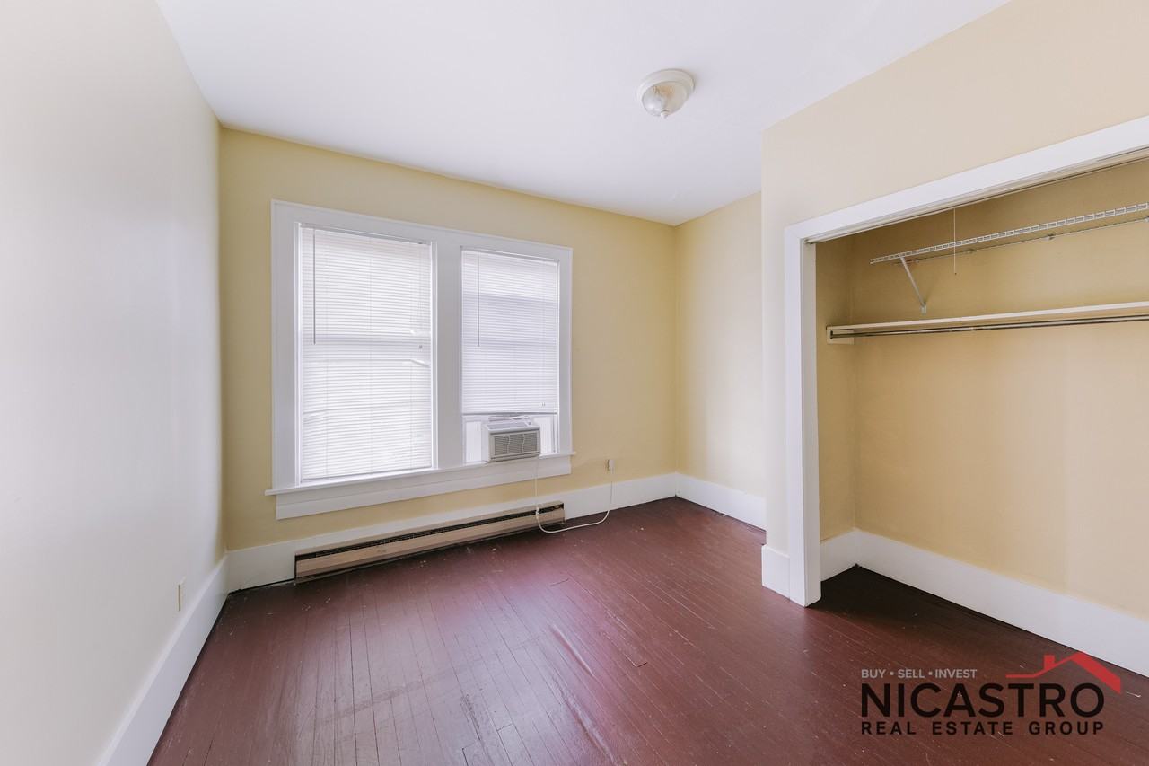 252 E Lane Ave - Photo 2 of 40