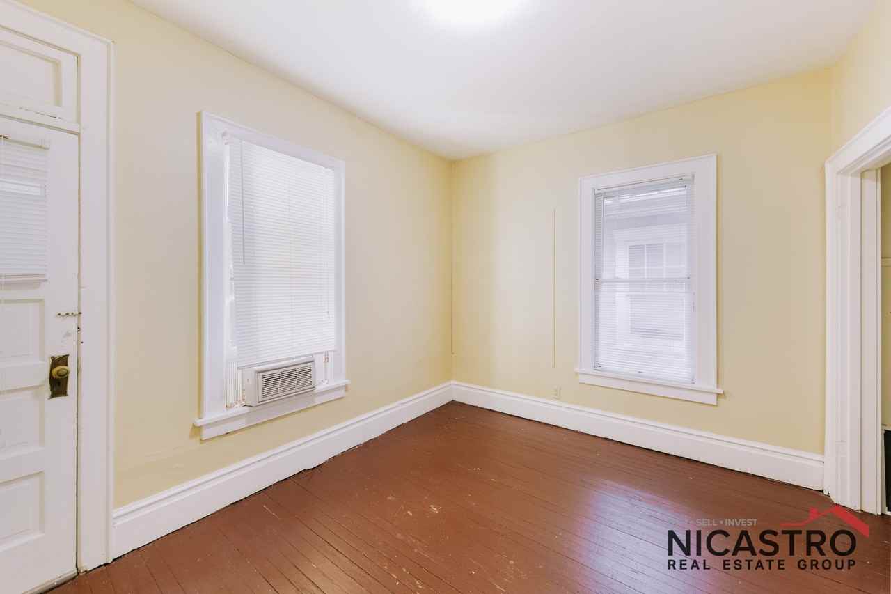 252 E Lane Ave - Photo 7 of 40