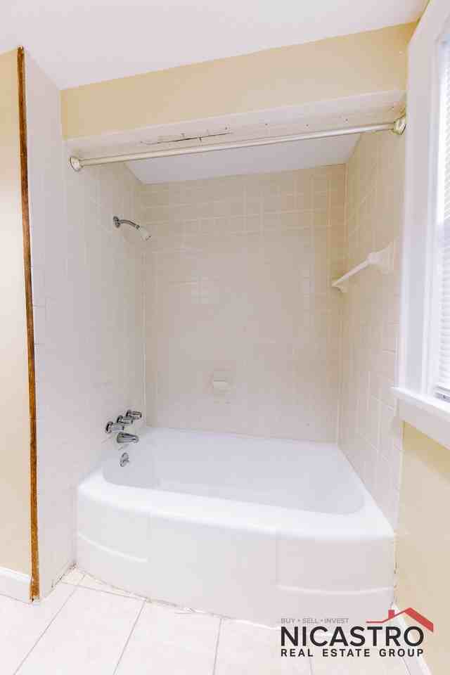 252 E Lane Ave - Photo 7 of 40