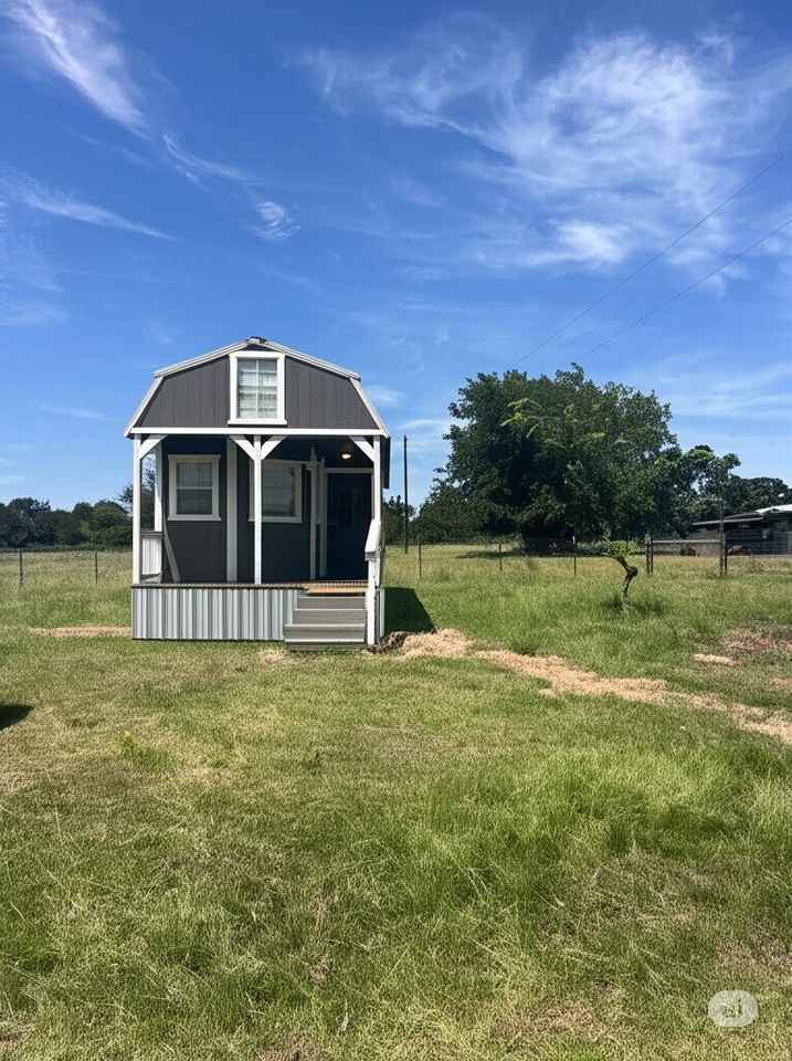 571 Pleasant Grove Loop - Photo 2 of 11