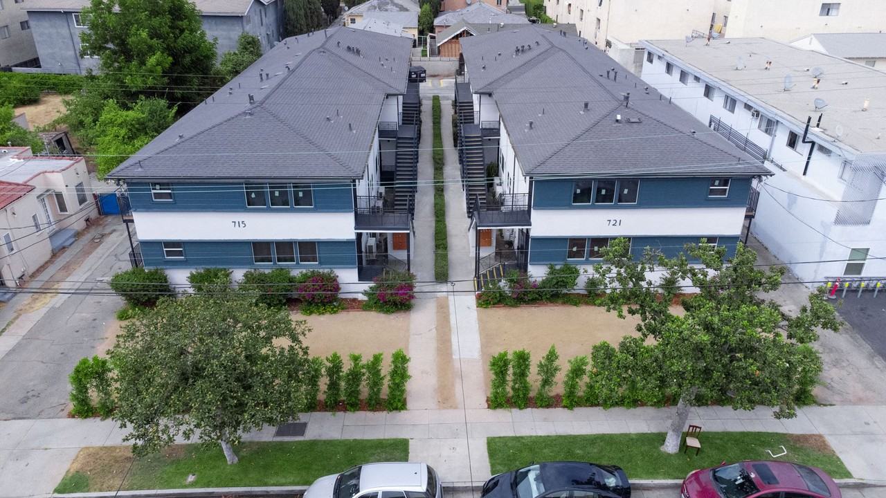 715-721 Garfield Ave - Photo 2 of 31