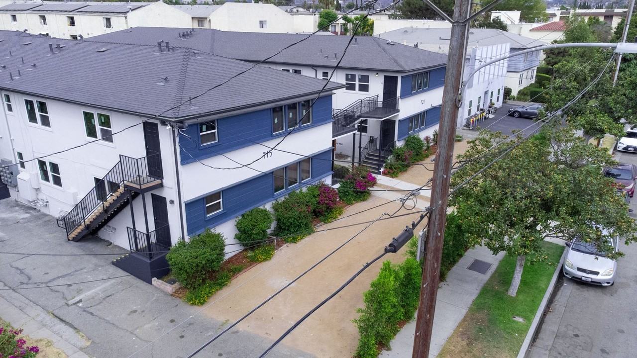 715-721 Garfield Ave - Photo 4 of 31