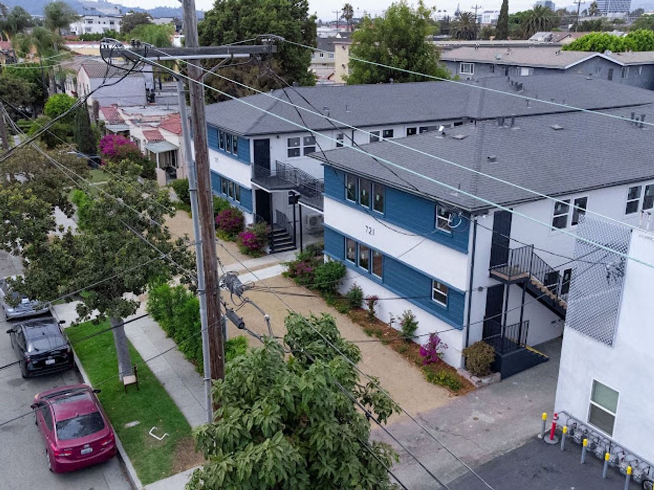 715-721 Garfield Ave - Photo 4 of 29