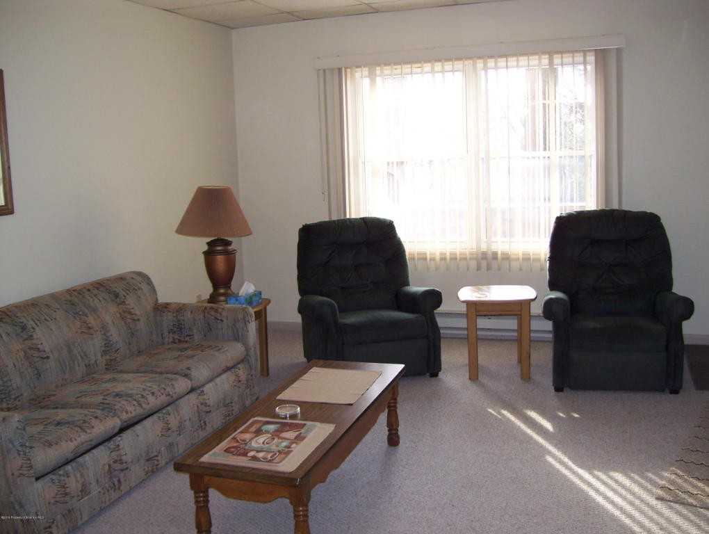 1335 Lake Rd - Photo 2 of 7