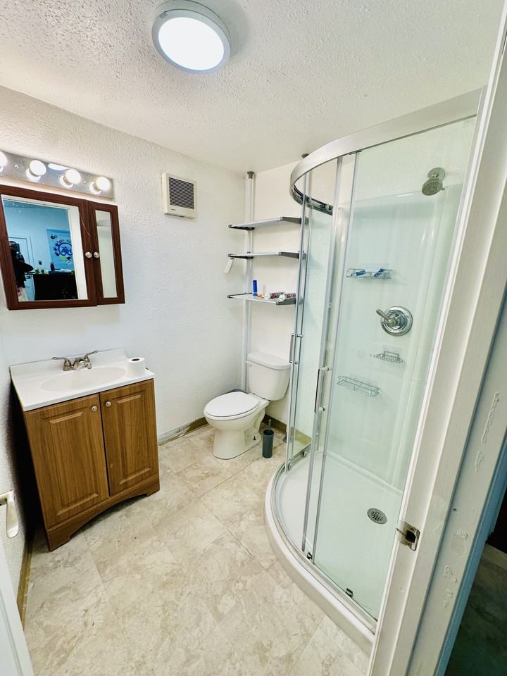 7801 S Blarney Cir #A - Photo 2 of 7