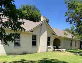 1050 W Dallas Ave #NA - Photo 1 of 1