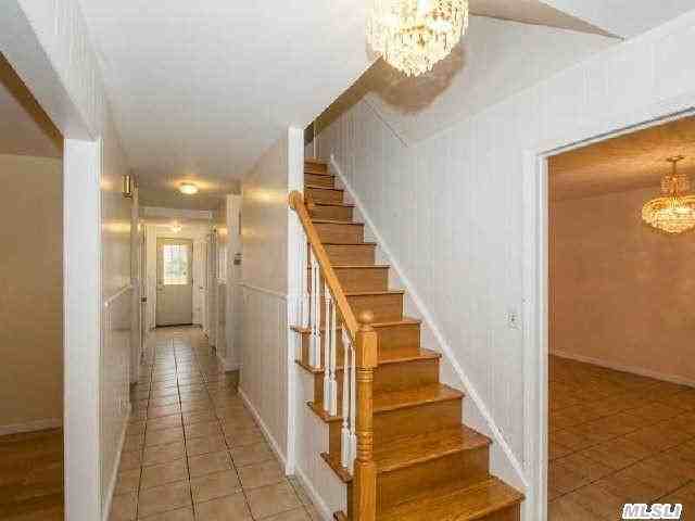 1399 Stony Brook Rd - Photo 2 of 14