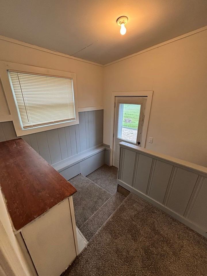1115 23rd Ave - Photo 5 of 8