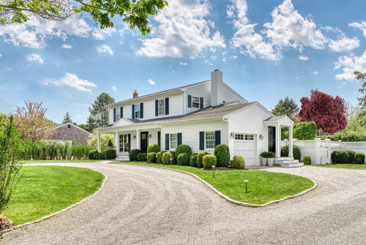 25 Pleasant Ln - Photo 2 of 21