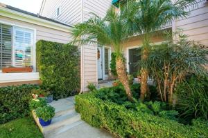 featured image of 34 Lakefront