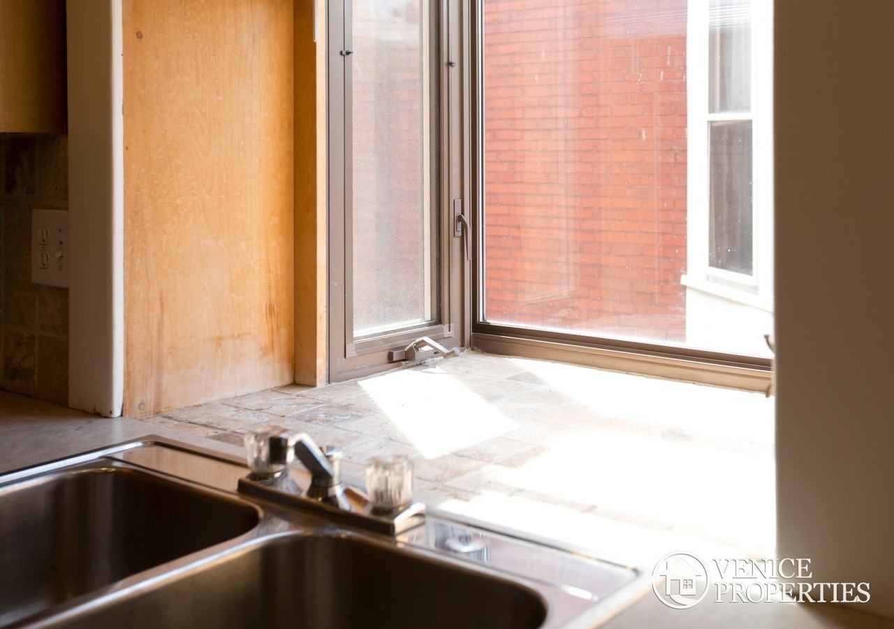 66 E Northwood Ave - Photo 6 of 23
