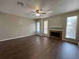 7427 Kingswood Dr - Photo 1 of 1
