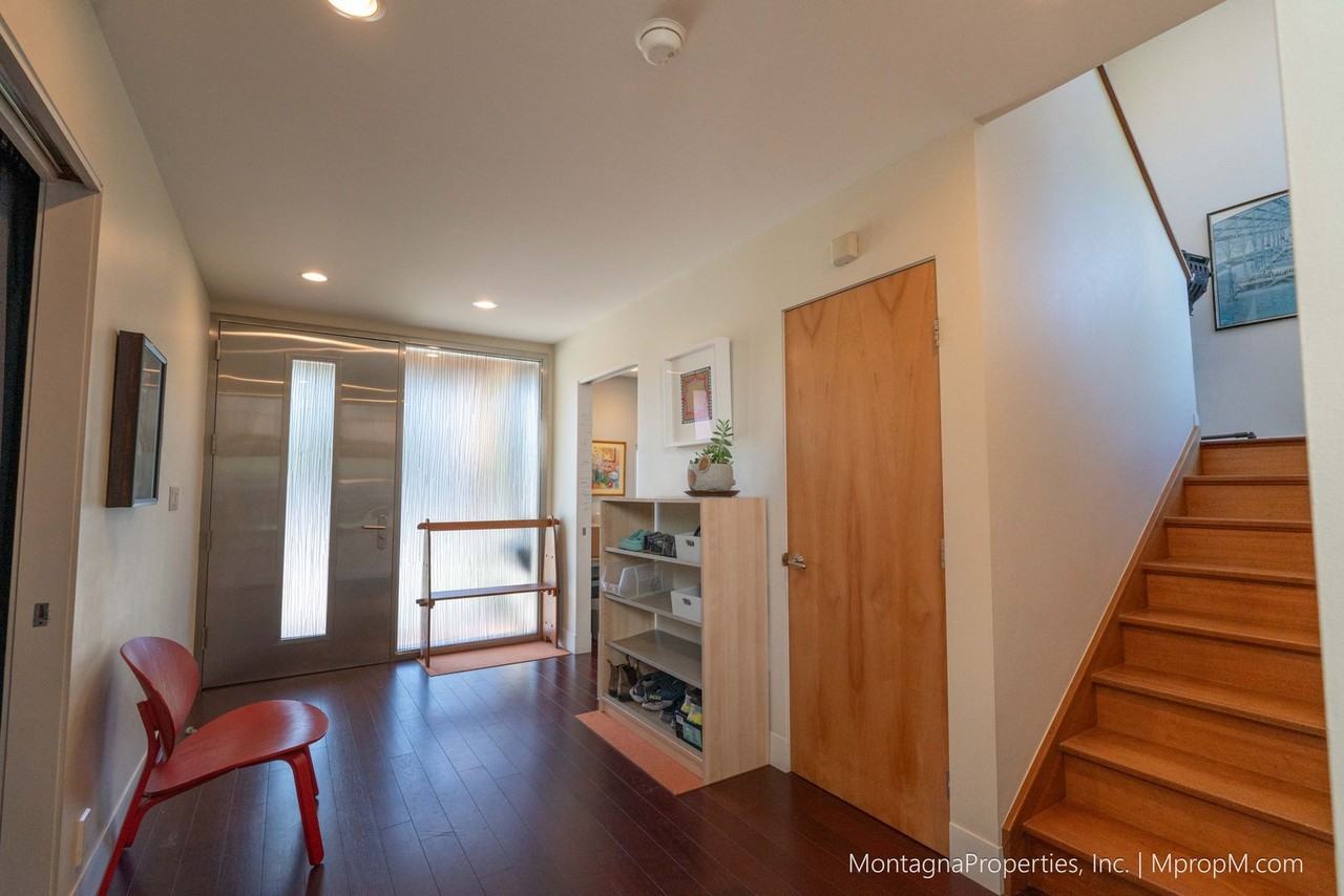 515 Mountain View Ave - Photo 3 of 33