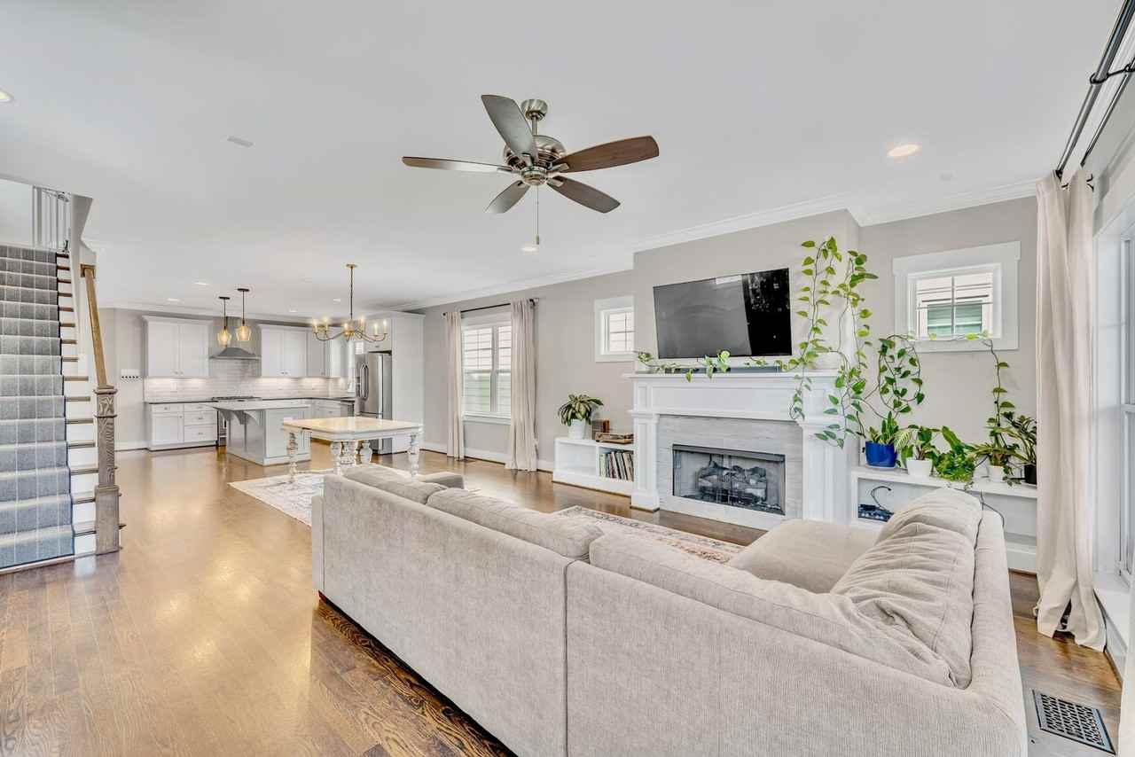 4705B Illinois Ave - Photo 7 of 38
