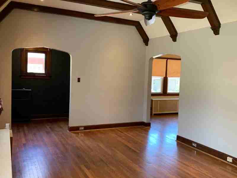 1842 Berkley Avenue - Photo 2 of 16