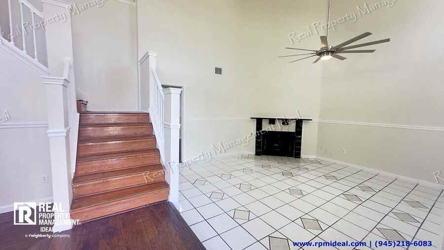 3018 Sara Dr - Photo 3 of 28