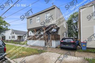 705 9th St Nw #2 - Photo 1 of 1