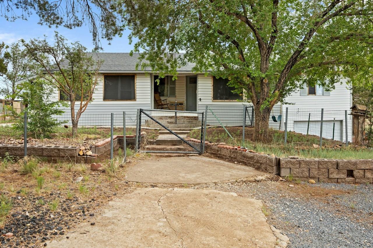 5066 Iris Street - Photo 2 of 35