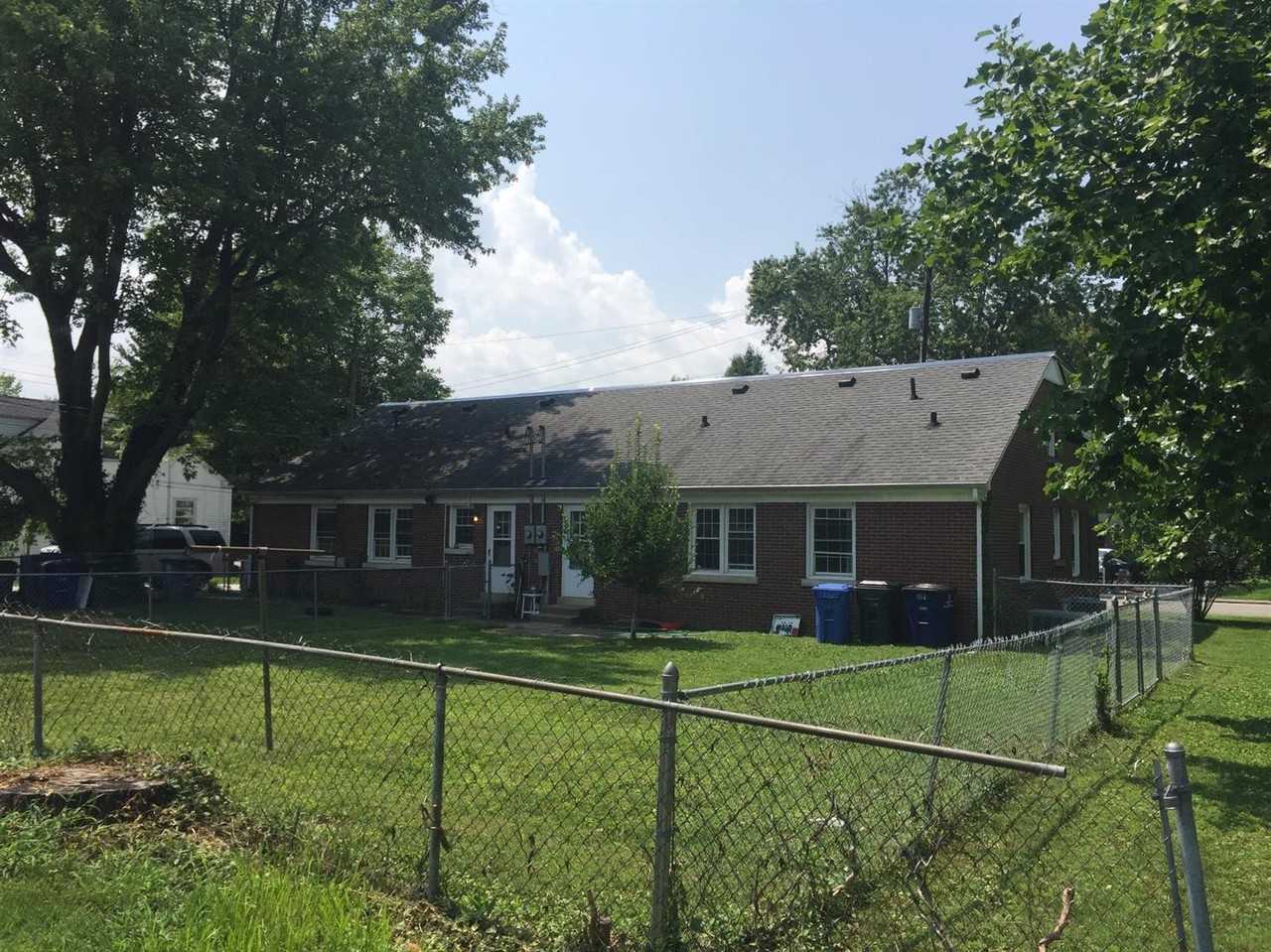 1566 Elizabeth Street - Photo 2 of 13