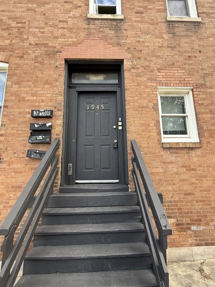 1945 W Hunting Park - Photo 3 of 25