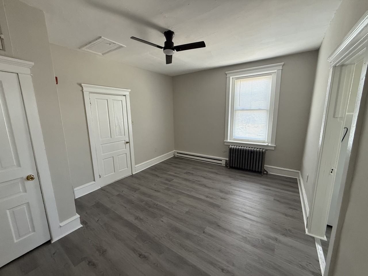 1945 W Hunting Park - Photo 6 of 21