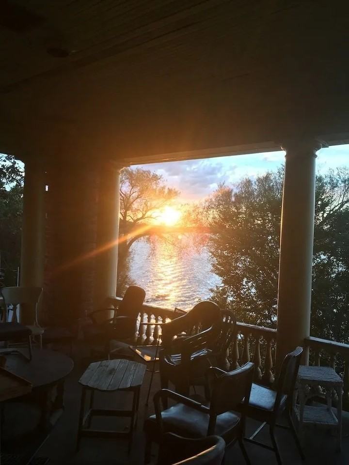 Ambrosia - Photo 3 of 10