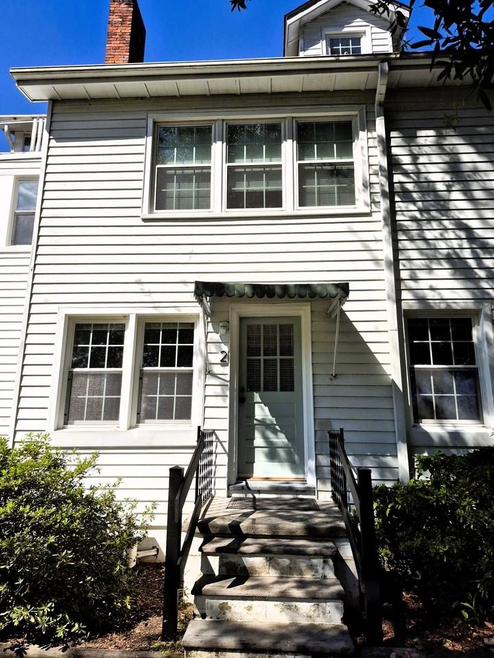 Bellpage Ave 2413 Unit 2 - Photo 2 of 15