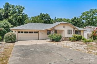 13 Yarmouth Dr - Photo 1 of 1