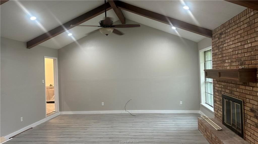 1010 Holt St - Photo 6 of 14