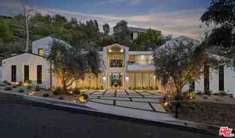 featured image of 10950 Verano Rd