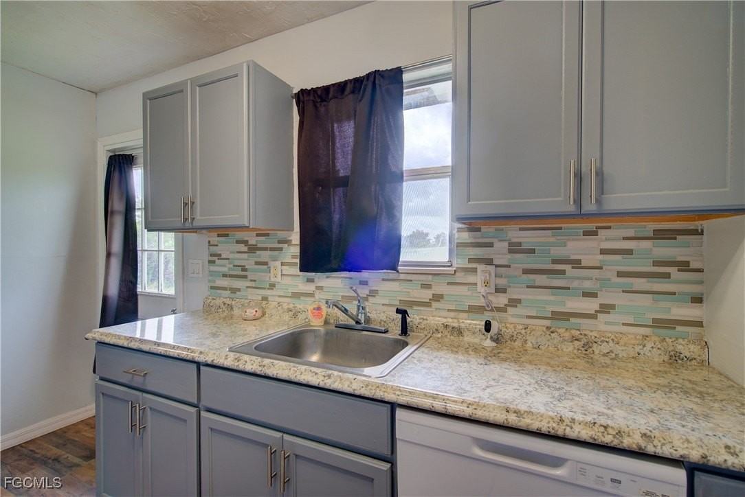 3701 21st St Sw - Photo 4 of 27