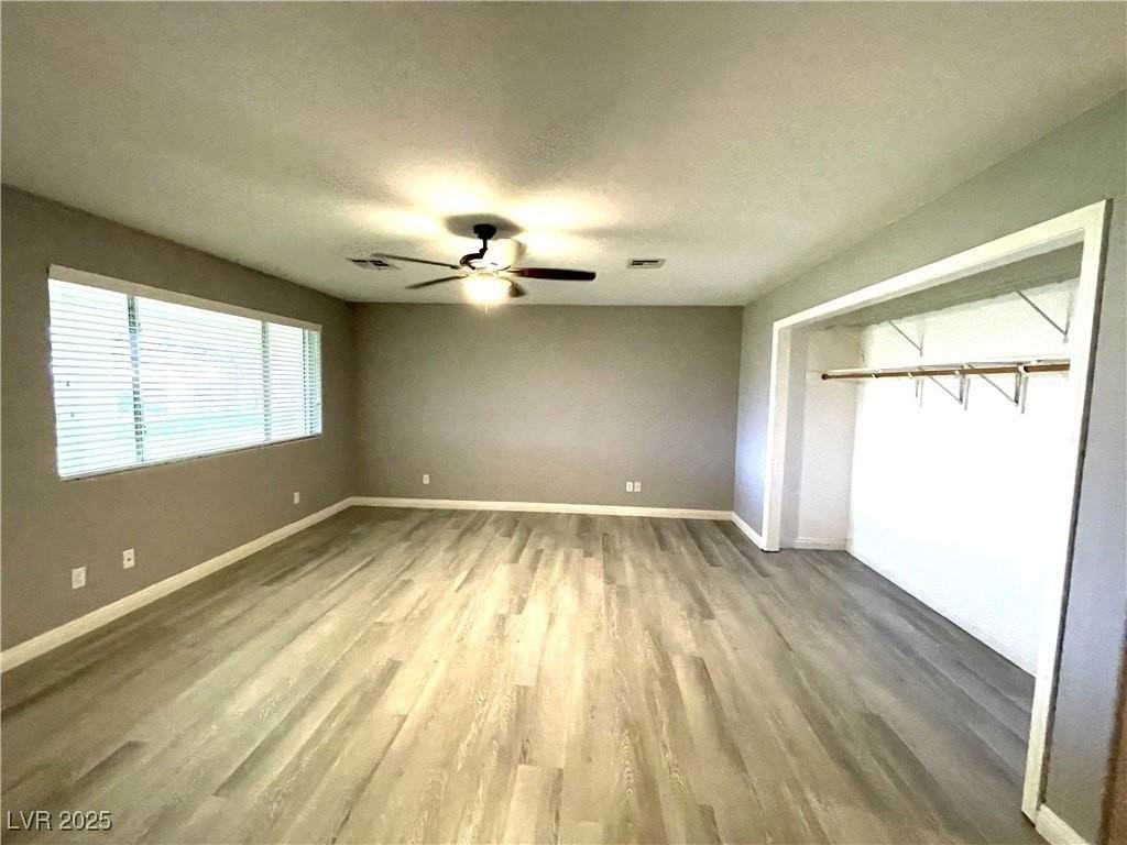 7595 W Camero Ave - Photo 5 of 28