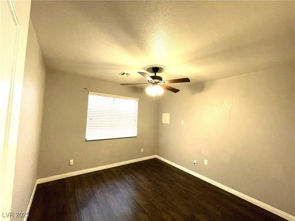 7595 W Camero Ave - Photo 7 of 28