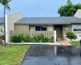 11865 Sw 123rd Pl - Photo 1 of 1