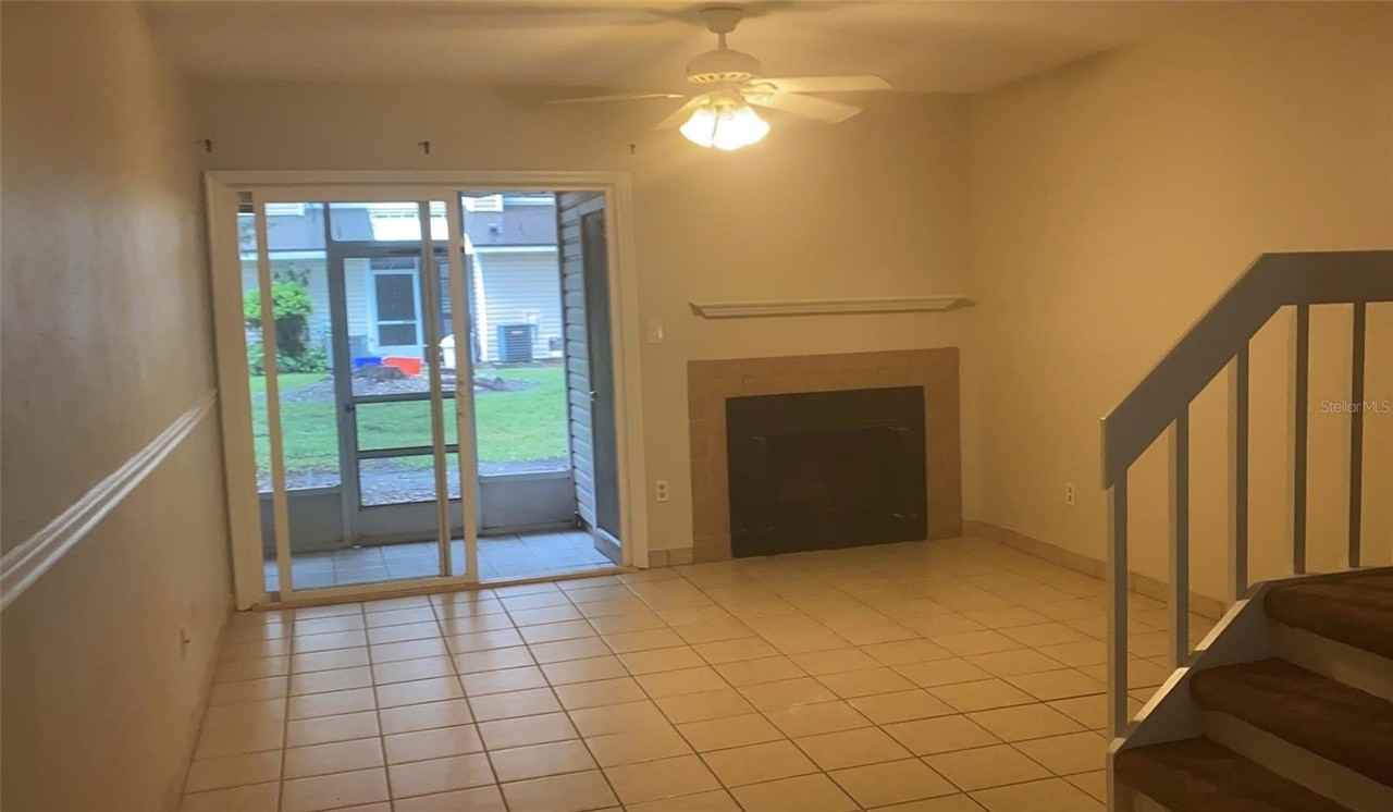 6138 Sw 8th Ln - Photo 4 of 10