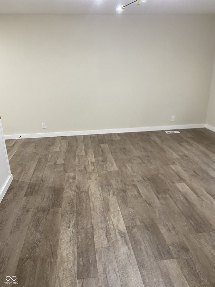 8515 Georgiana Lane - Photo 4 of 16