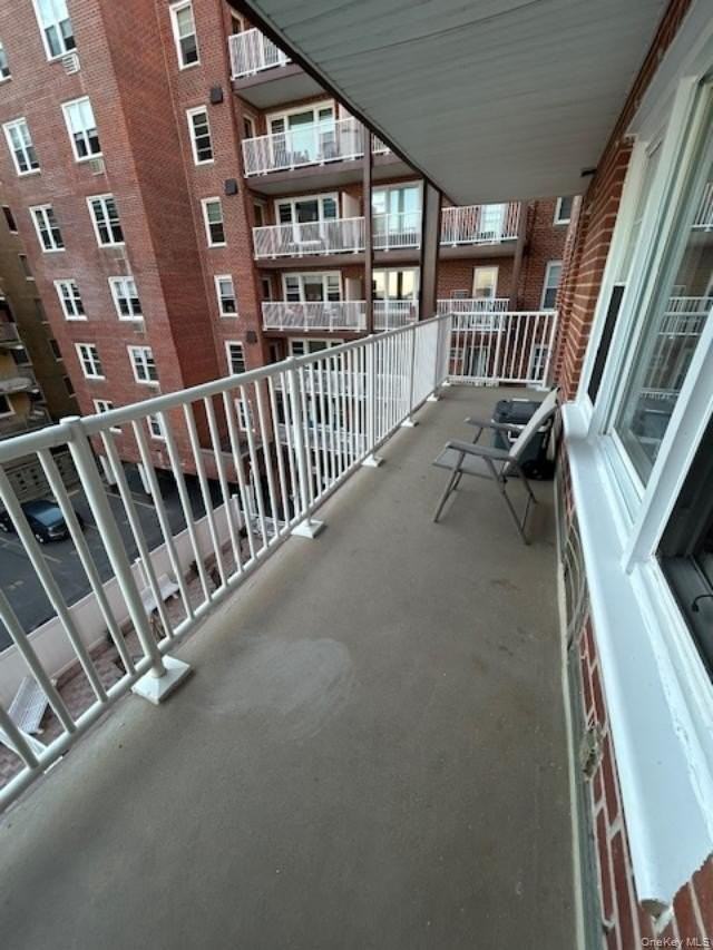 666 Shore Rd #3A - Photo 4 of 14