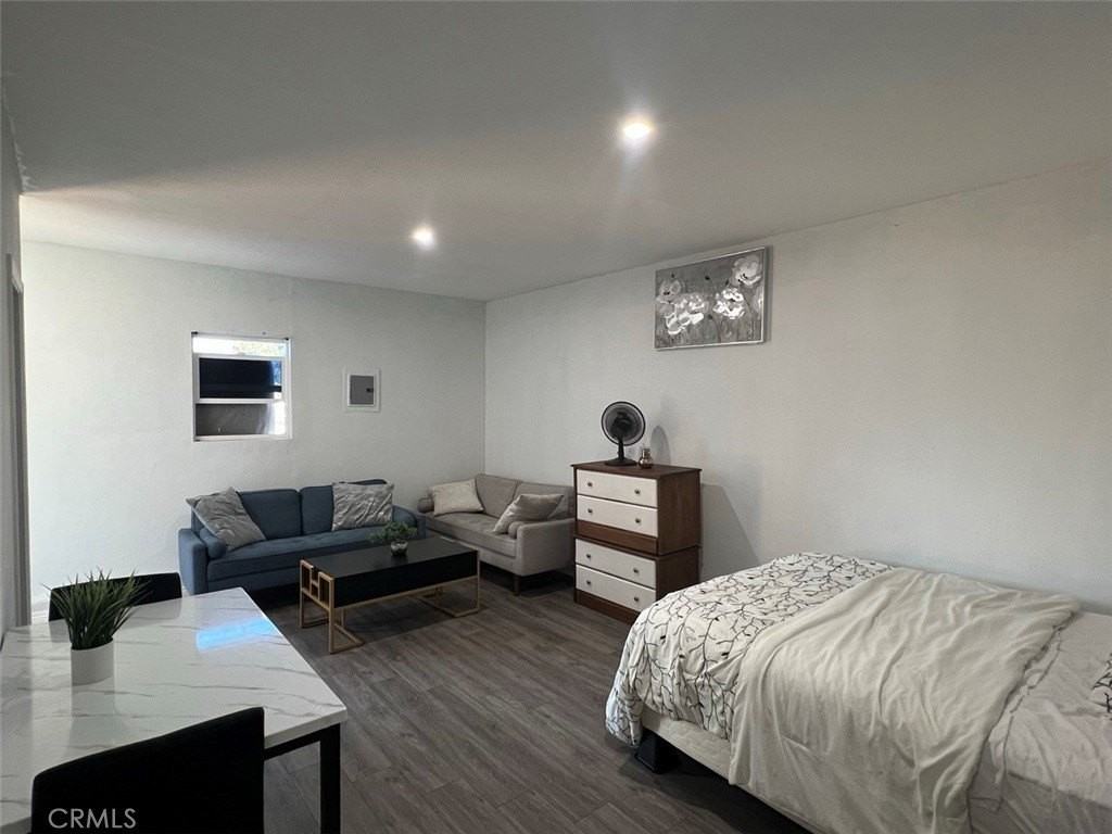 821 Lombard Drive - Photo 3 of 7