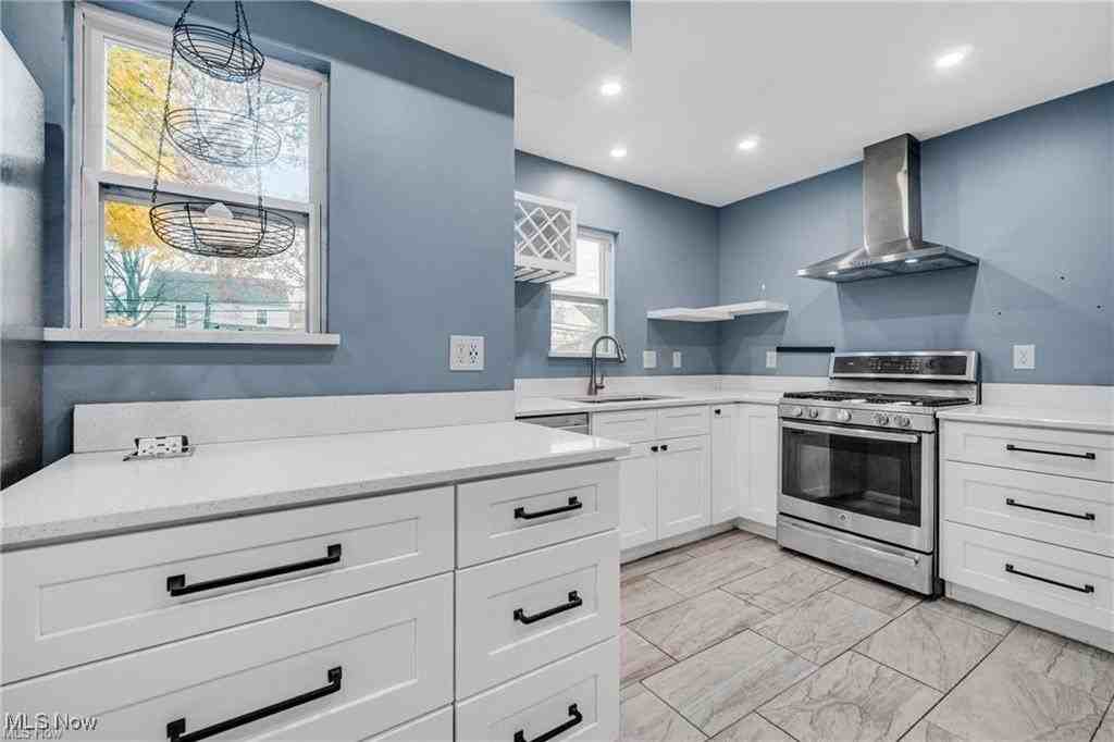 4430 Silsby Rd - Photo 7 of 15