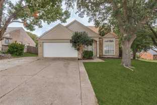 8113 Azzurra Dr - Photo 1 of 1