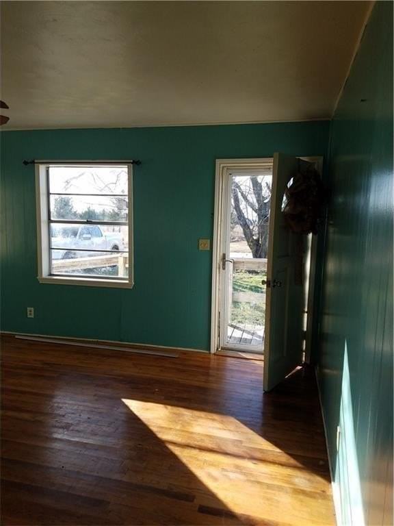 4231 County Road 892 - Photo 2 of 10