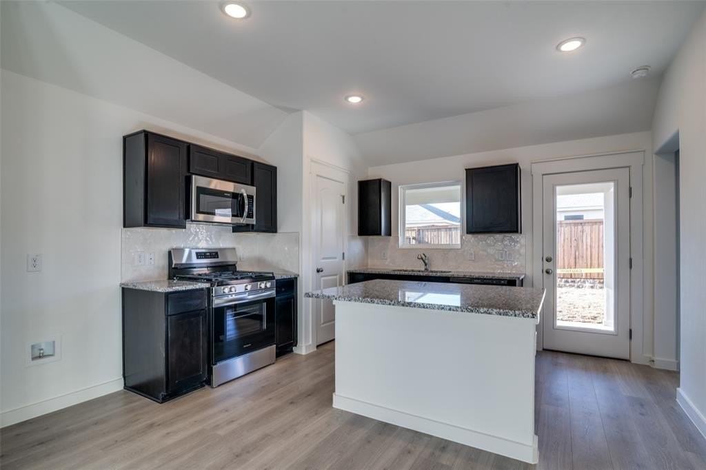 1947 Long Pond Trl - Photo 4 of 17