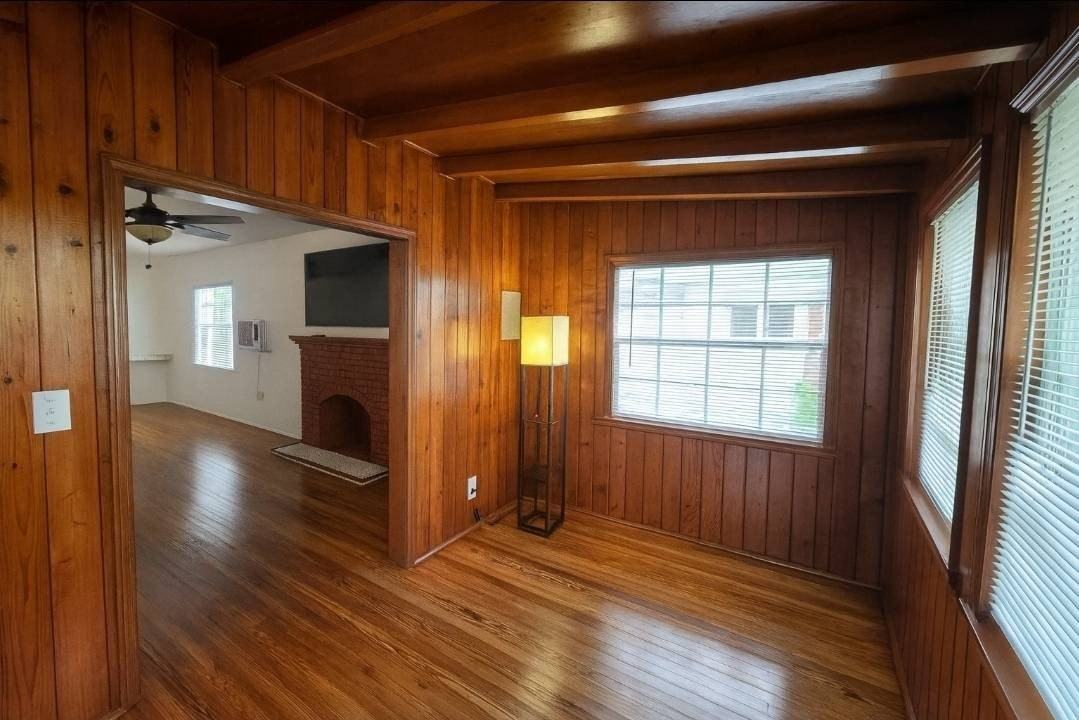 3115 Sw 25th Ter - Photo 3 of 13