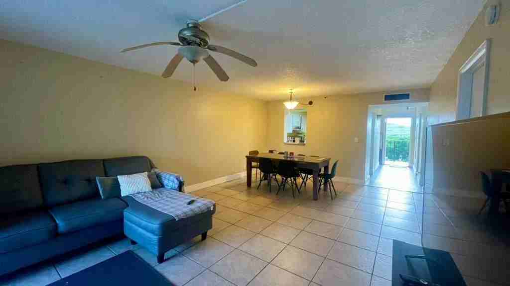 4570 Nw 18th Ave #609 - Photo 3 of 8