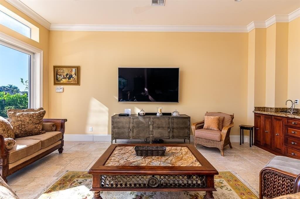 580 Admirals Way - Photo 7 of 26