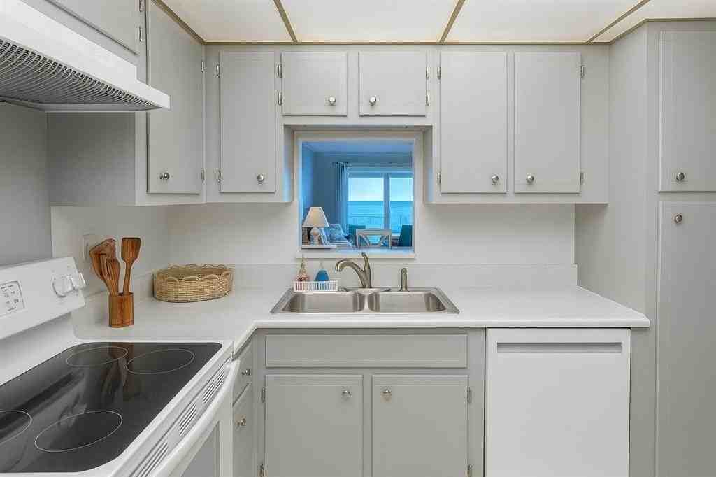 6000 N Ocean Blvd #15B - Photo 3 of 25