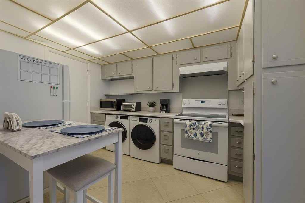 6000 N Ocean Blvd #15B - Photo 4 of 25