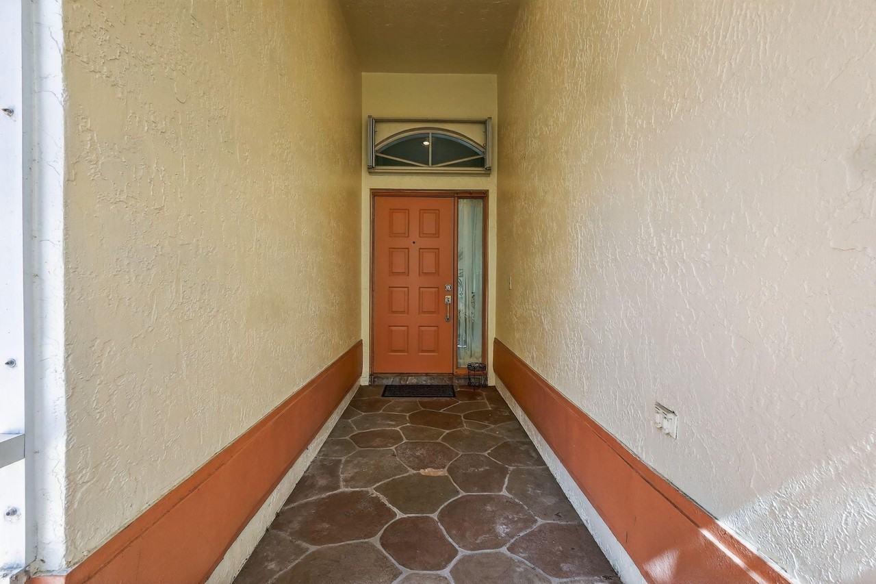 1520 S Club Dr - Photo 2 of 44