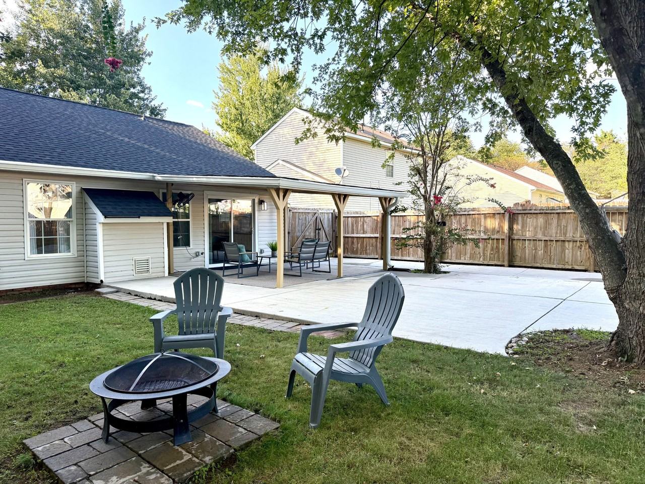 Horace Mann Rd - Photo 5 of 9